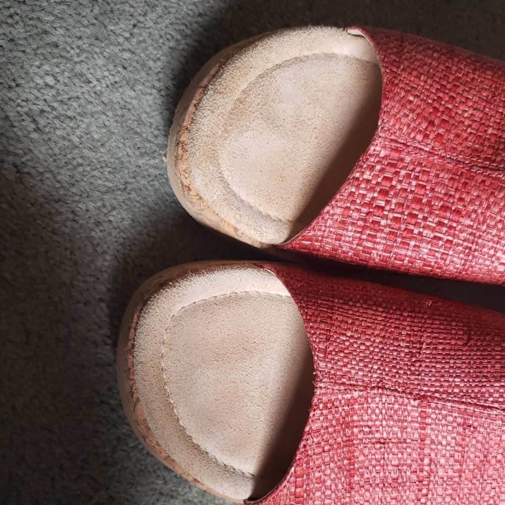 EUC Made in Italy A Giannetti Sz 8.5 coral wedge - Picture 4 of 6